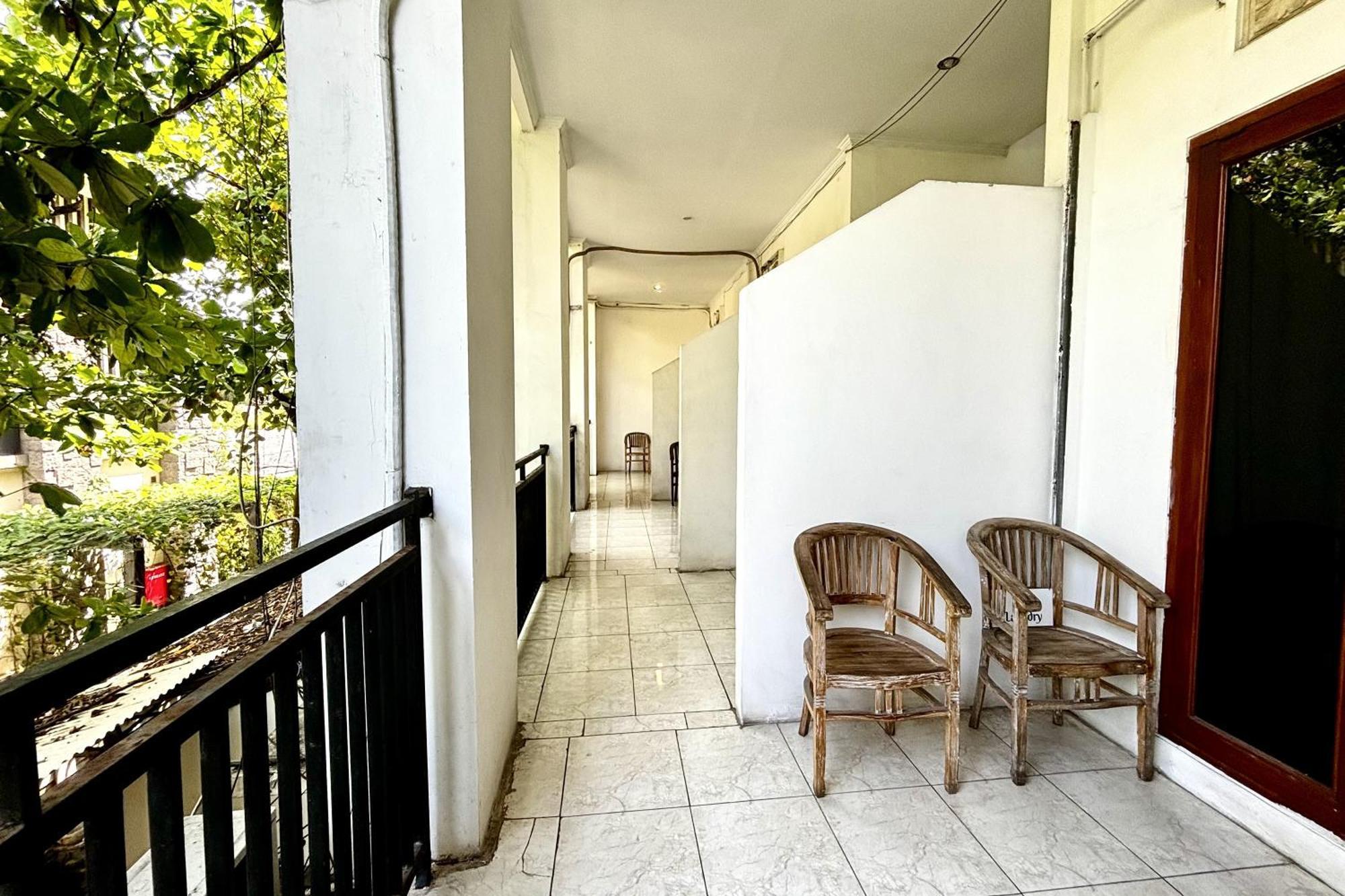 Ketapang Guesthouse Echo Beach Canggu Exterior foto