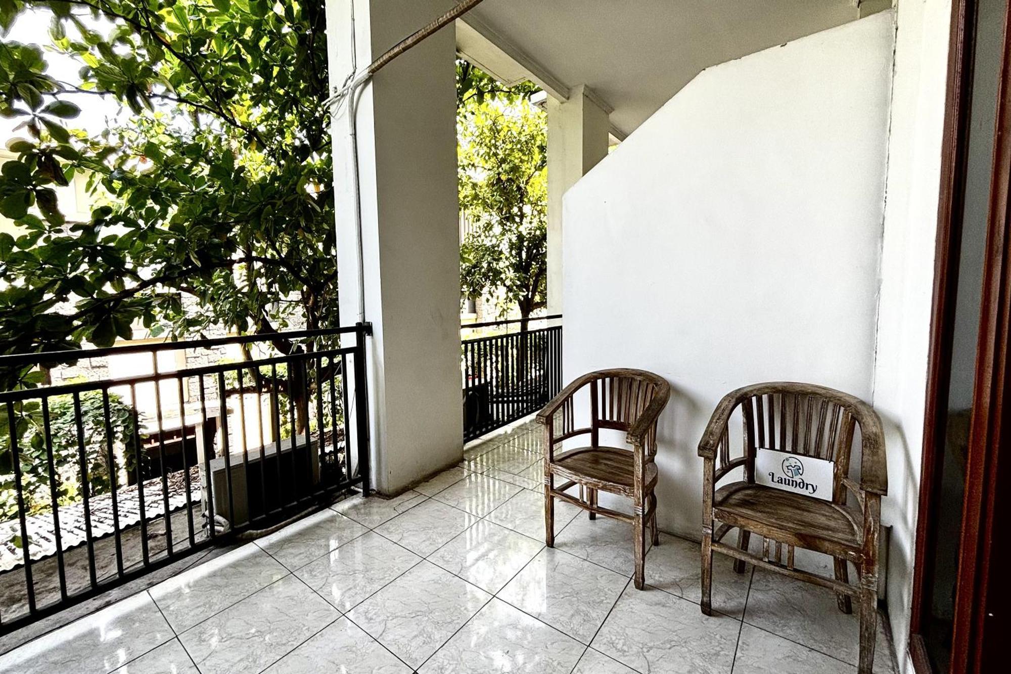 Ketapang Guesthouse Echo Beach Canggu Exterior foto
