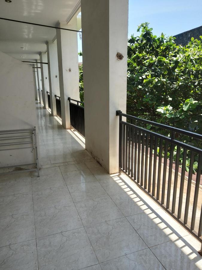 Ketapang Guesthouse Echo Beach Canggu Exterior foto